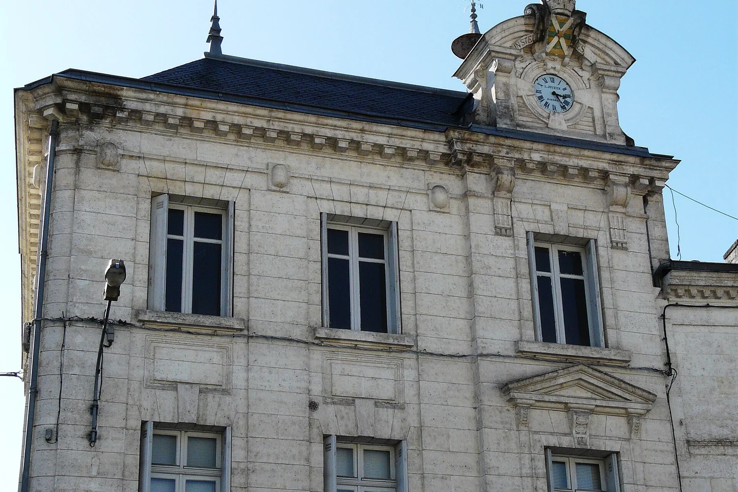 Place Nationale in central Ribérac