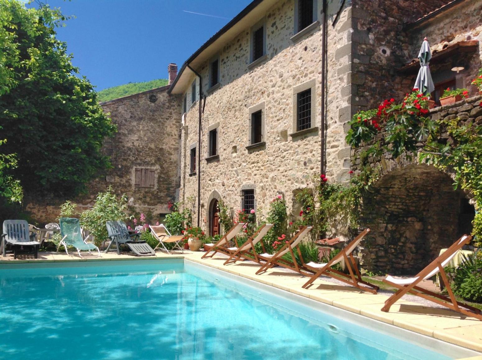 Vacation house with pool in Tuscany